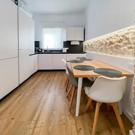 En Córdoba, Puente Y Torre Calahorra Apartamento *