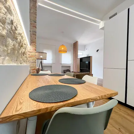 Apartment En Cordoba, Puente Y Torre Calahorra