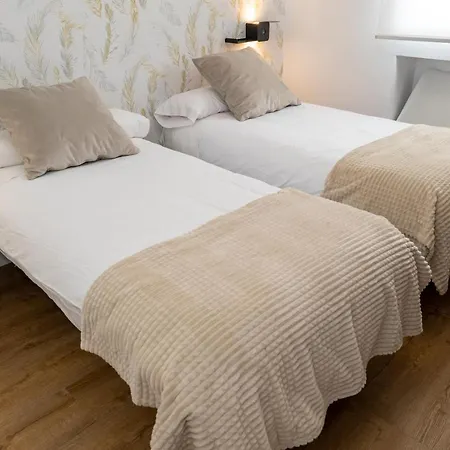 En Córdoba, Puente Y Torre Calahorra