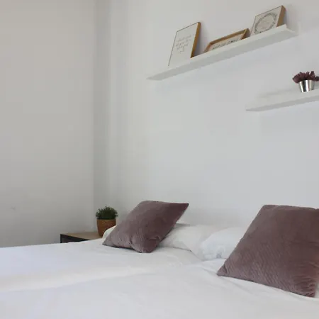 Apartment En Cordoba, Puente Y Torre Calahorra *