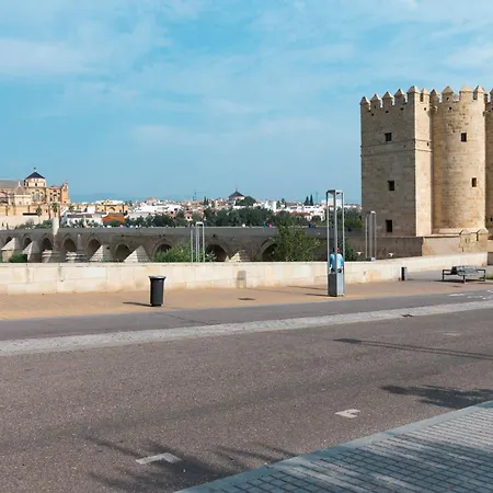 En Cordoba, Puente Y Torre Calahorra Apartament Kordoba